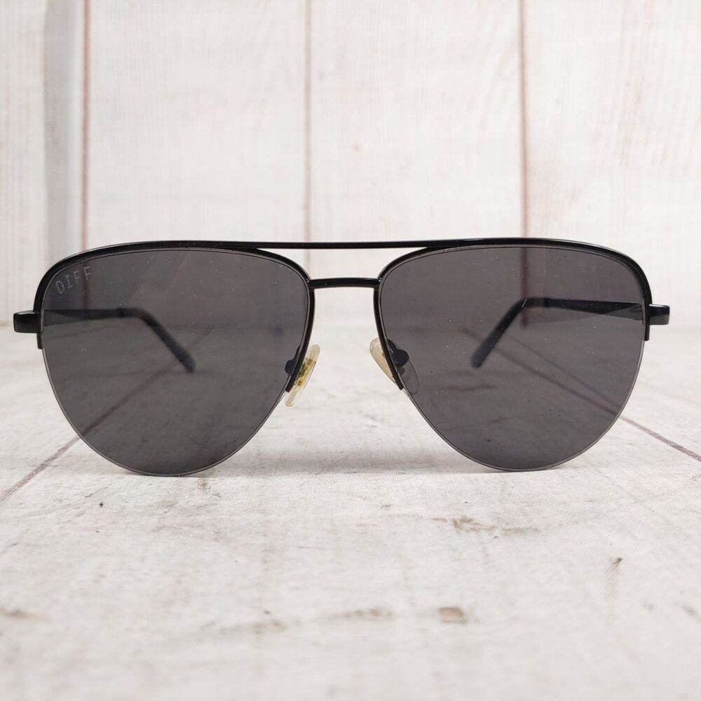 Diff Eyewear Aviator Sunglasses - August DE01-0455-MBGRN - Black Tinted w/Case